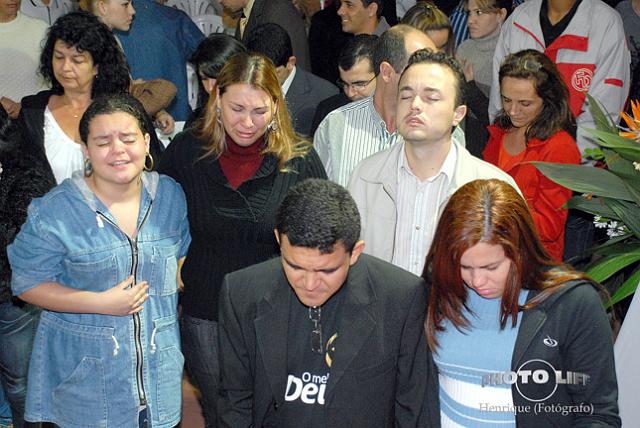 HEN_6335 cpia.jpg - O povo foi impactado pela Palavra do Senhor